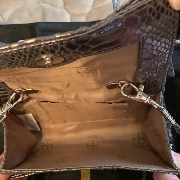 IMAN Platinum Clutch removable shoulder strap NWT - Picture 4 of 6